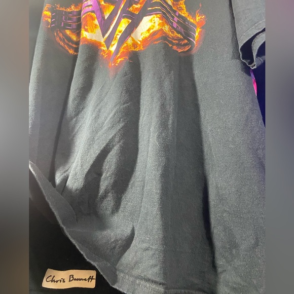 Van Halen “kicks ass” vintage band tee. Size large - Picture 6 of 6